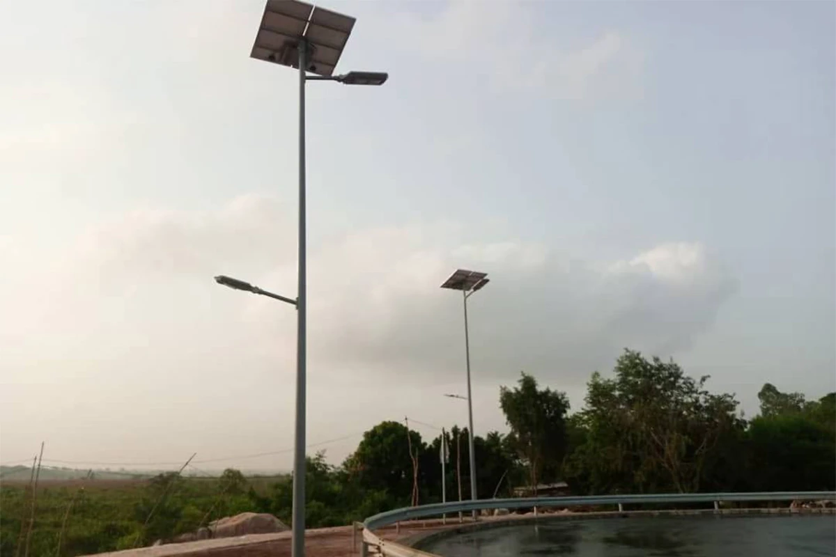 All In Two Solar Street LightAll In Two Solar Street Light